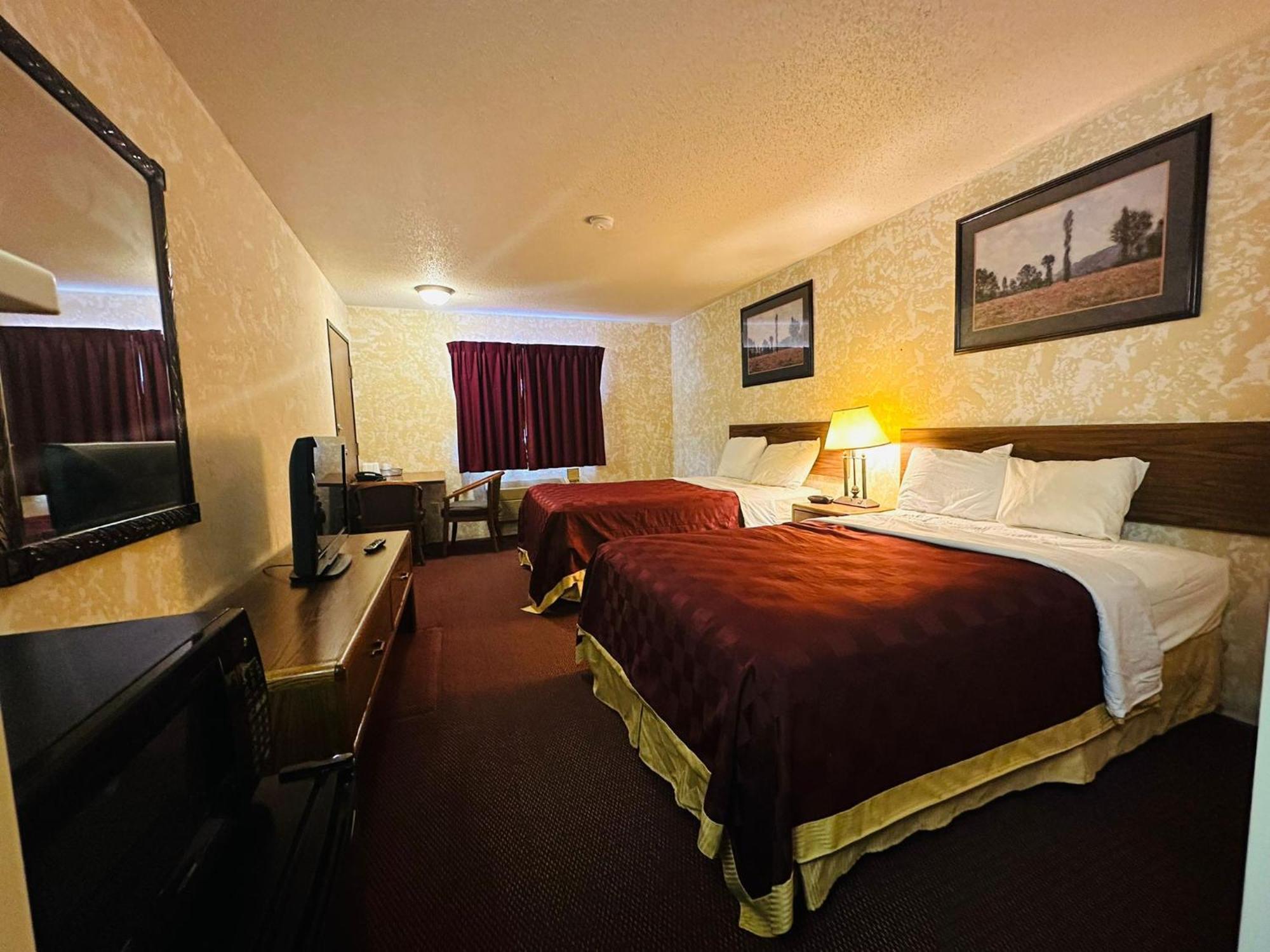 Studio 7 On Main West Fargo Bagian luar foto